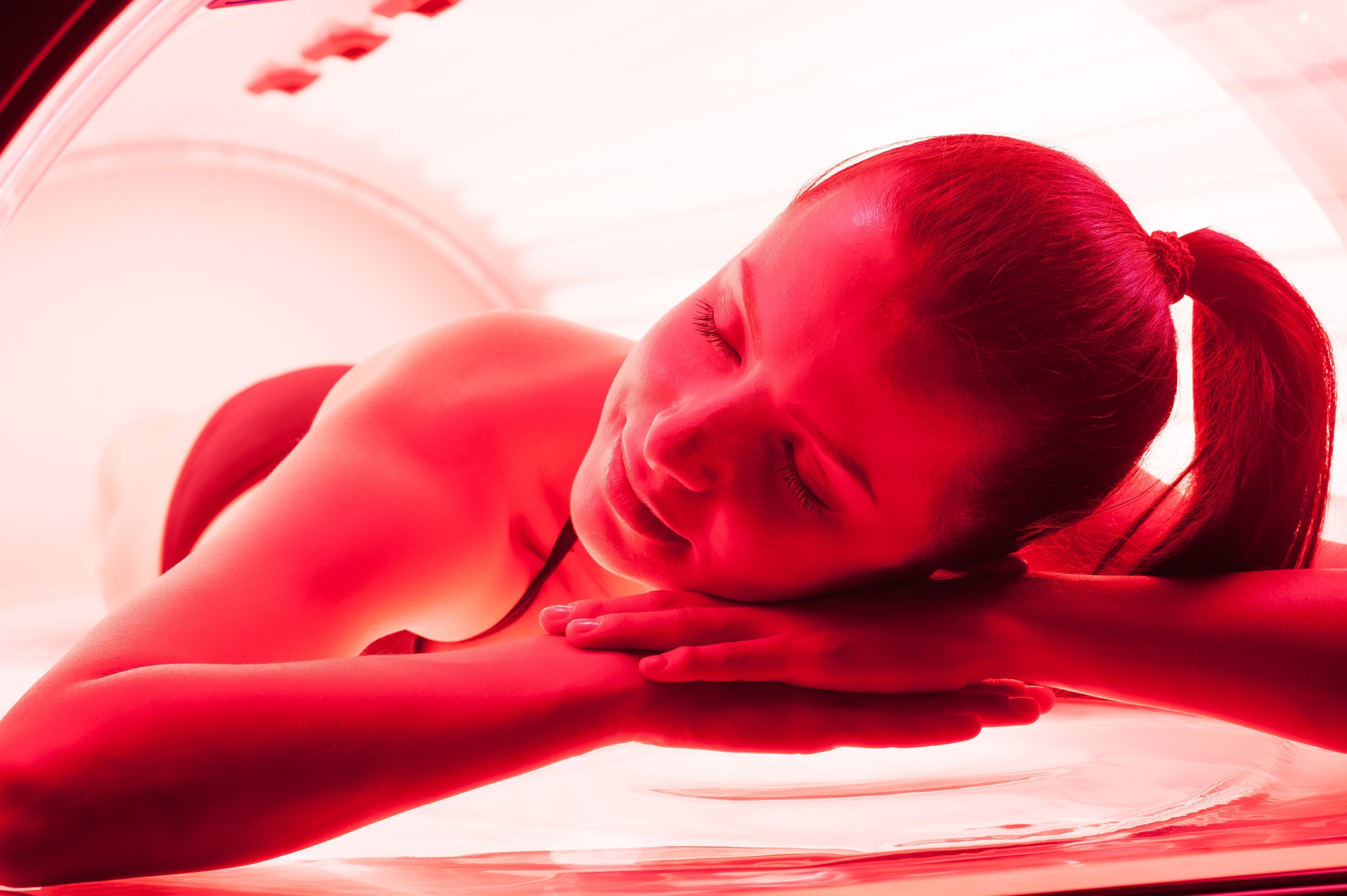 Fotobiomodulace a antioxidanty: Nový přístup k léčbě buněčnou terapií