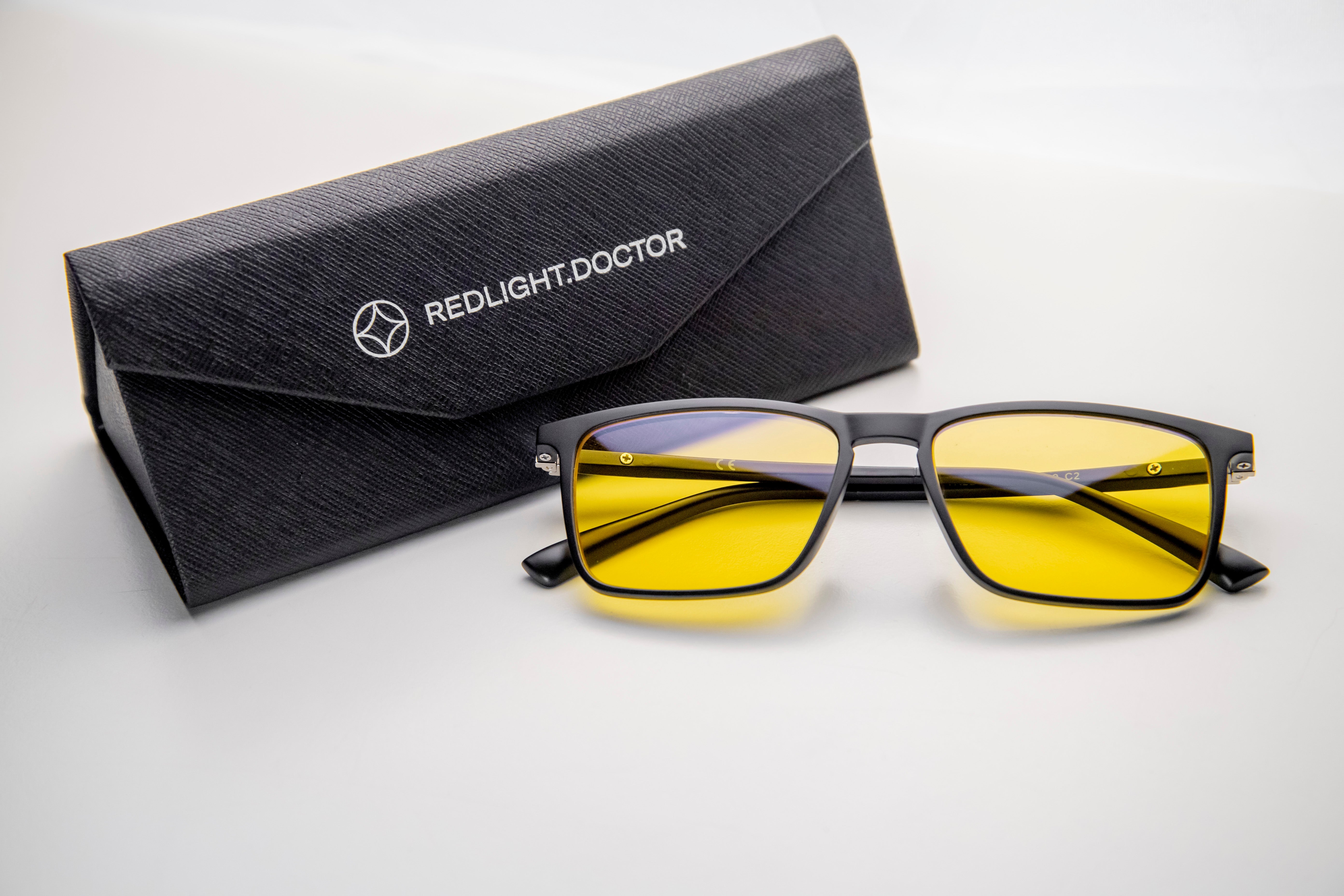 Redlight.doctor gelbe Brille, die 85 % des blauen Lichts blockiert