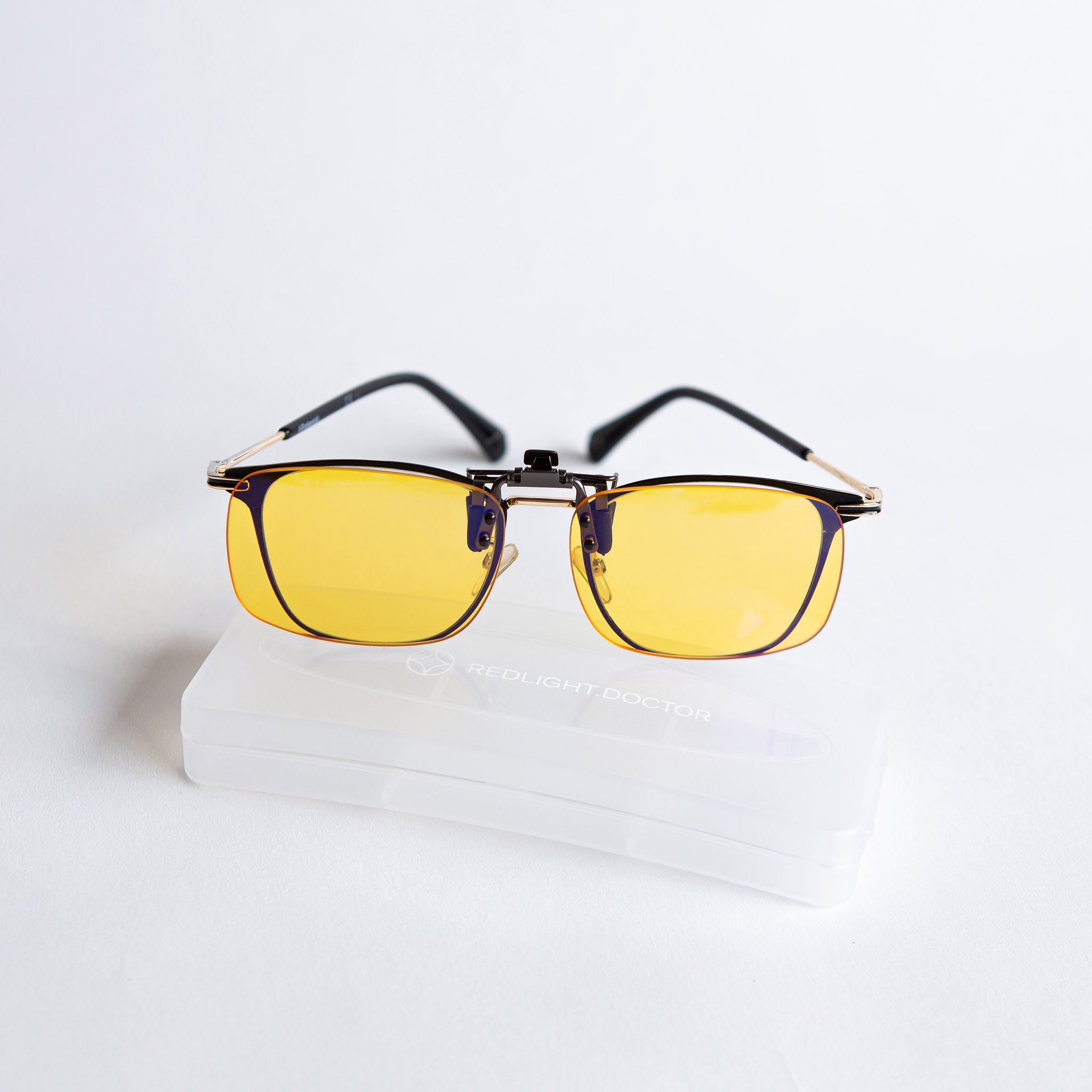 Redlight.doctor gelbe Clips, die 85 % des blauen Lichts blockieren